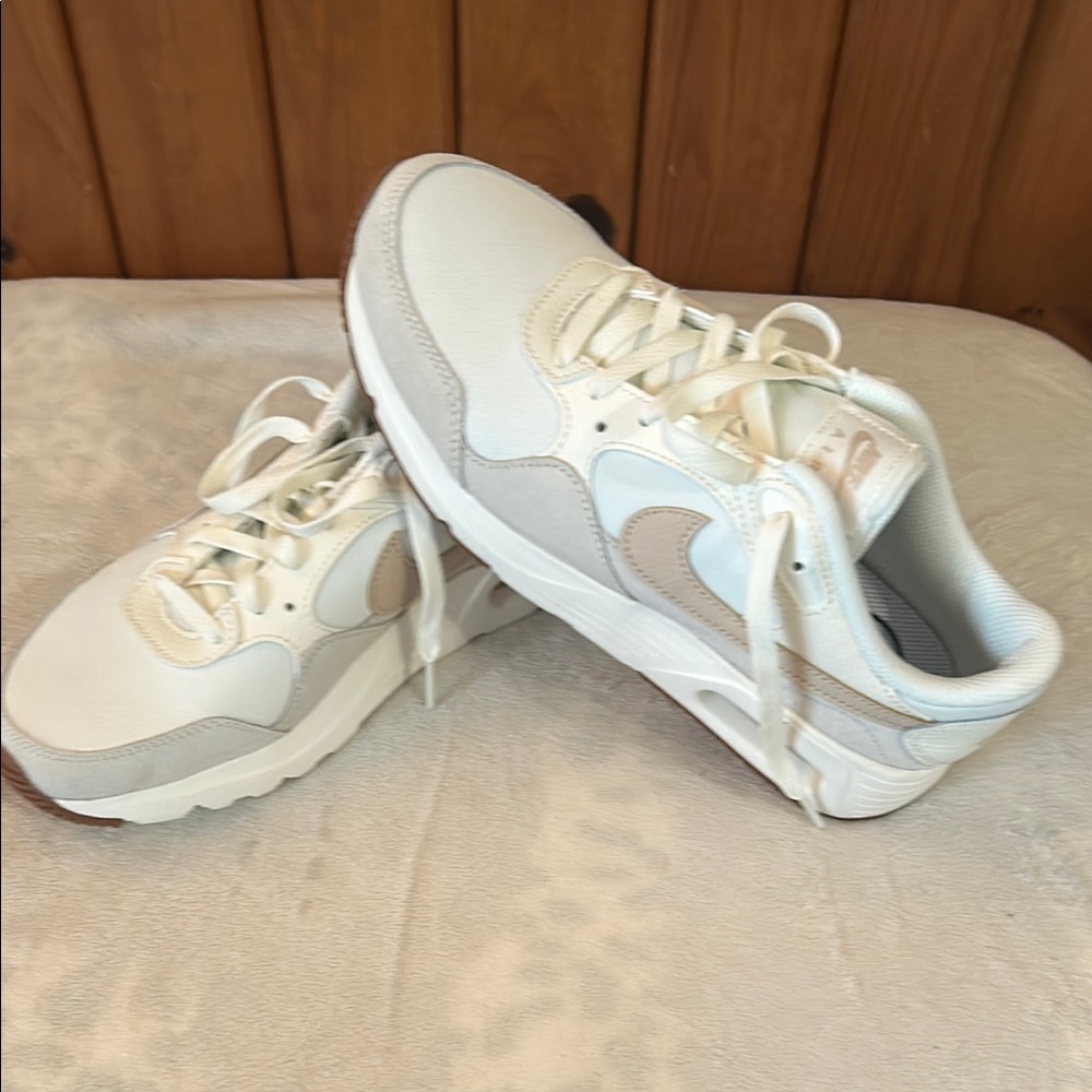 Nike Air Max SC Size 9 US Women SKU CW4554-118